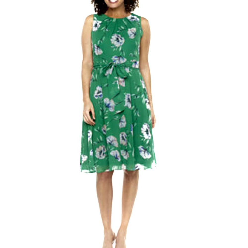 Jessica Howard Green Floral Dress 👗 🌺
